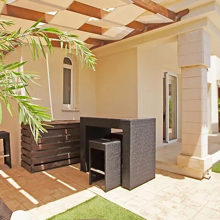 Villa Kpbwb3 Paralimni